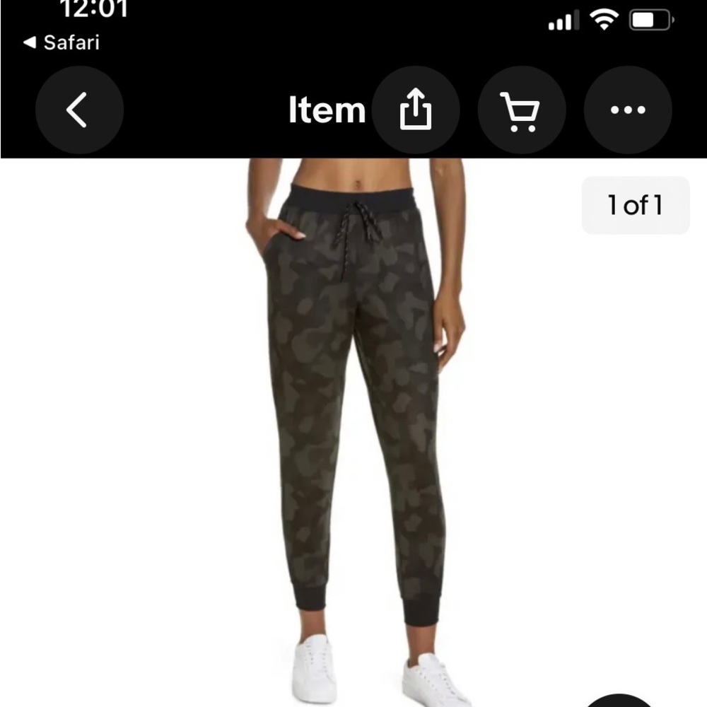 NWT Zella Live In All Day Joggers